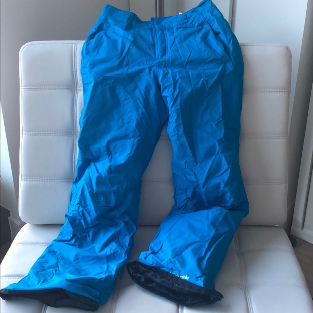 Never worn Columbia ski pants